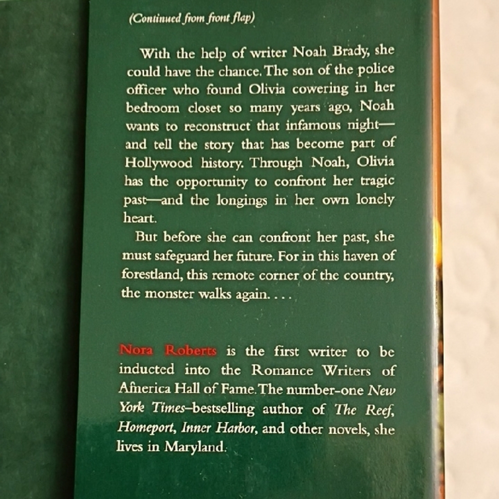 Nora Roberts 'River's End' Hardcover Book - Picture 6 of 6